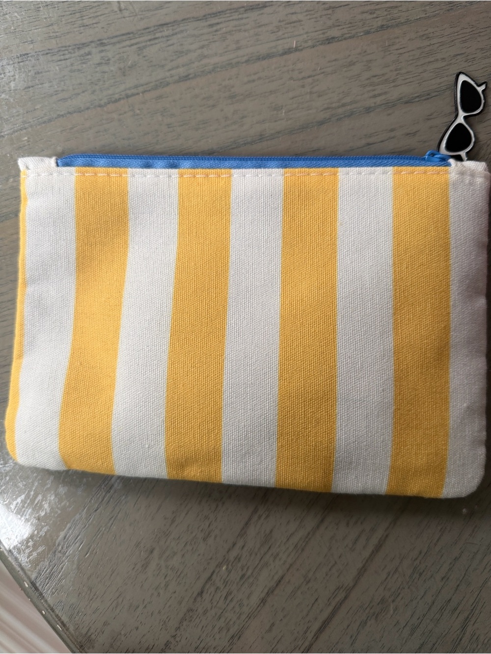 3/$6 Ipsy July 2026 cosmetic bag — bag only